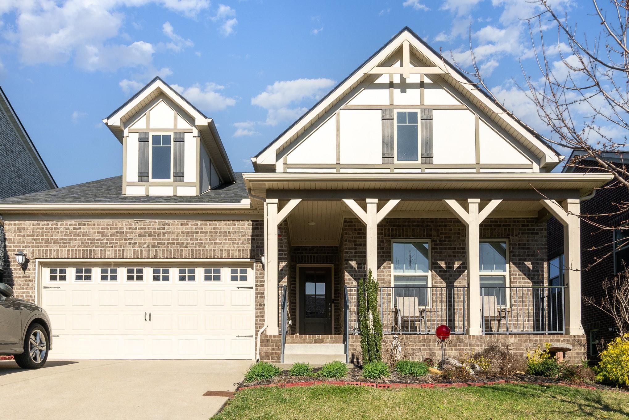 Fall Creek Cir, Goodlettsville, TN 37072