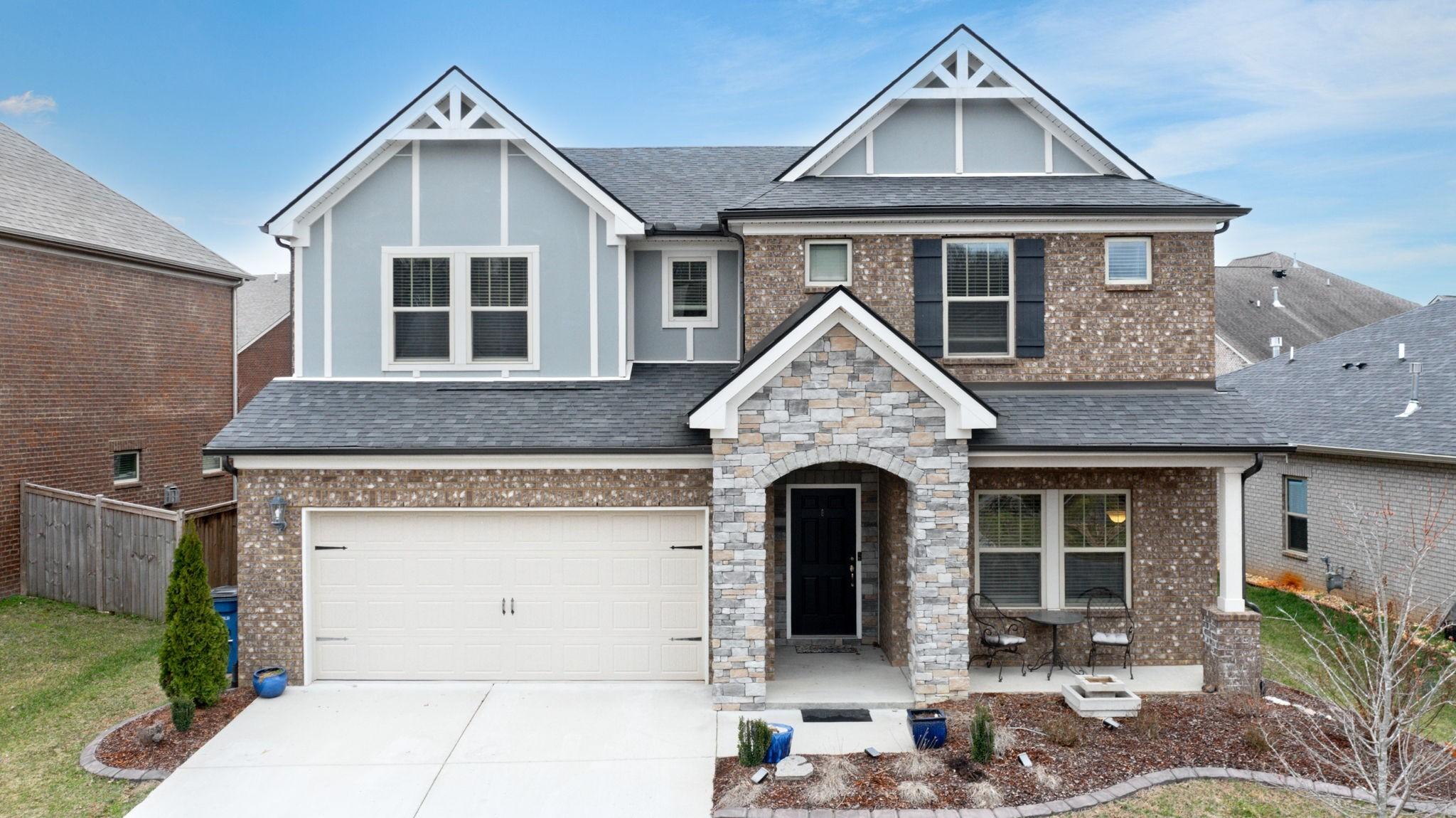 Fall Creek Cir, Goodlettsville, TN 37072