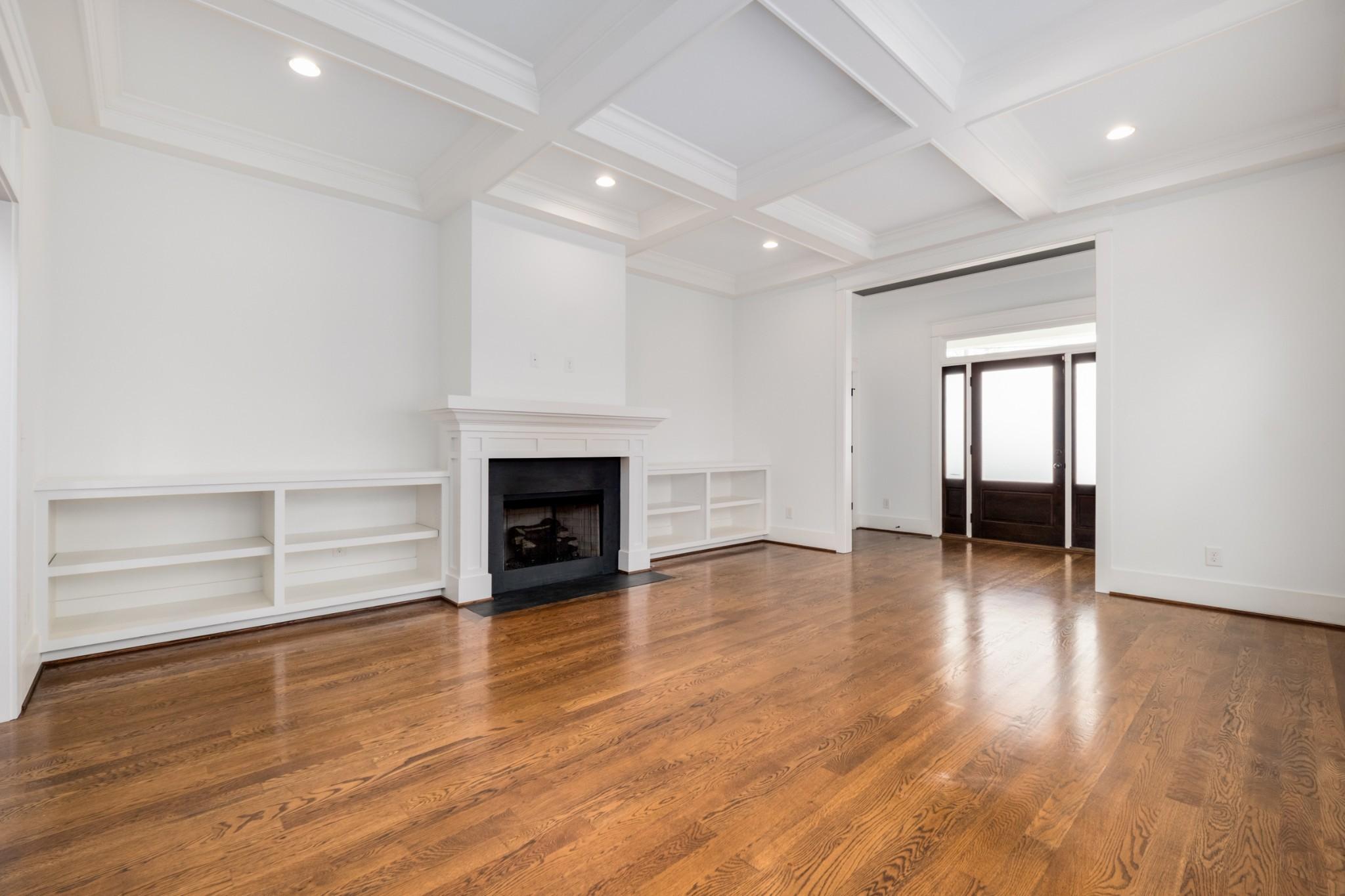 Mckennie Ave, Nashville, TN 37206