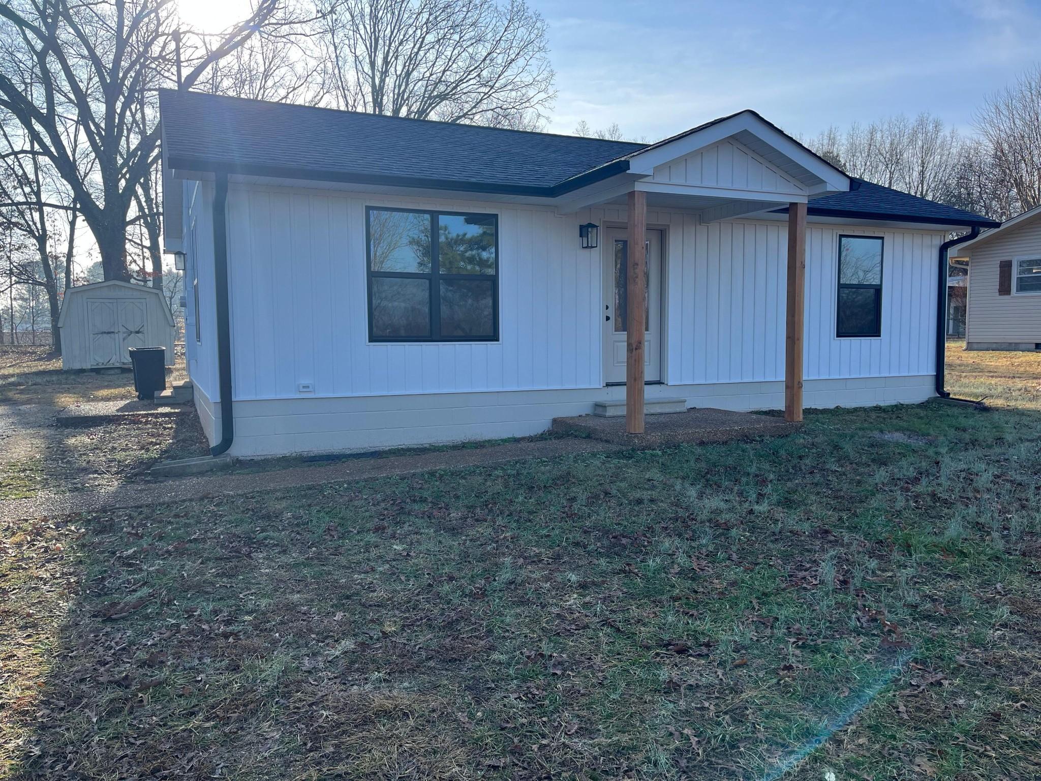 N Main St, Loretto, TN 38469