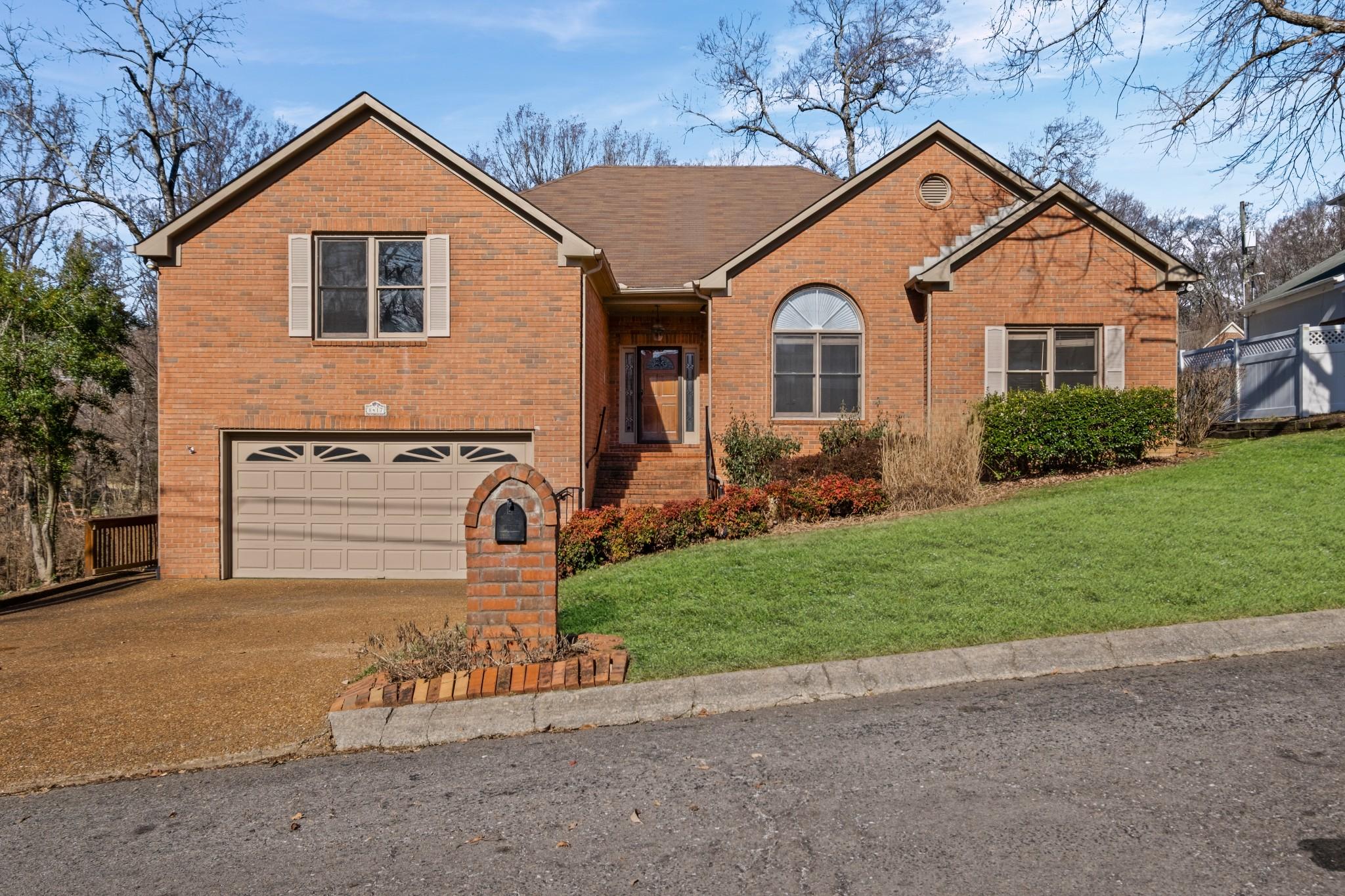 Indian Hills Dr, Nashville, TN 37221