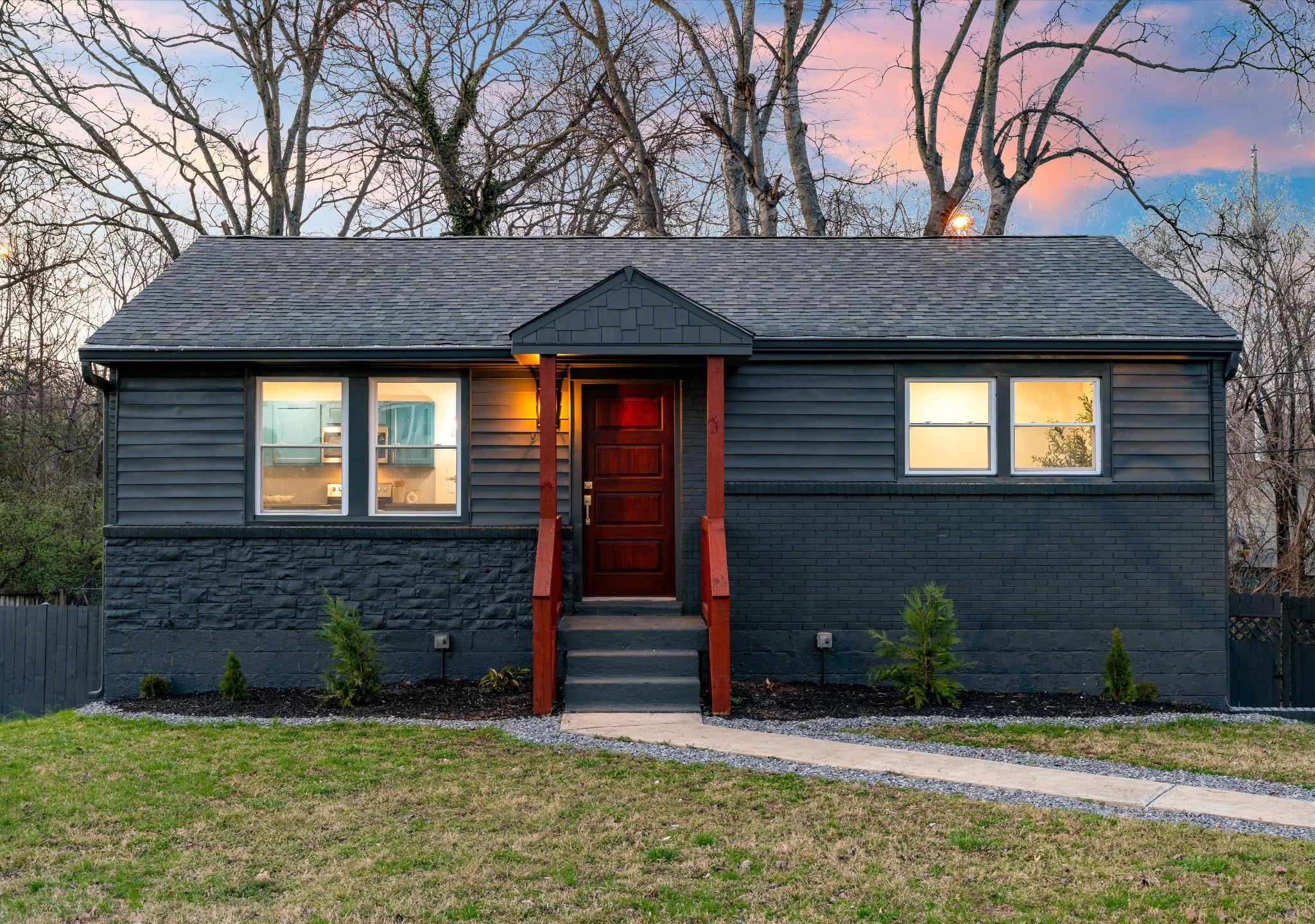 Lemont Ct, Nashville, TN 37216