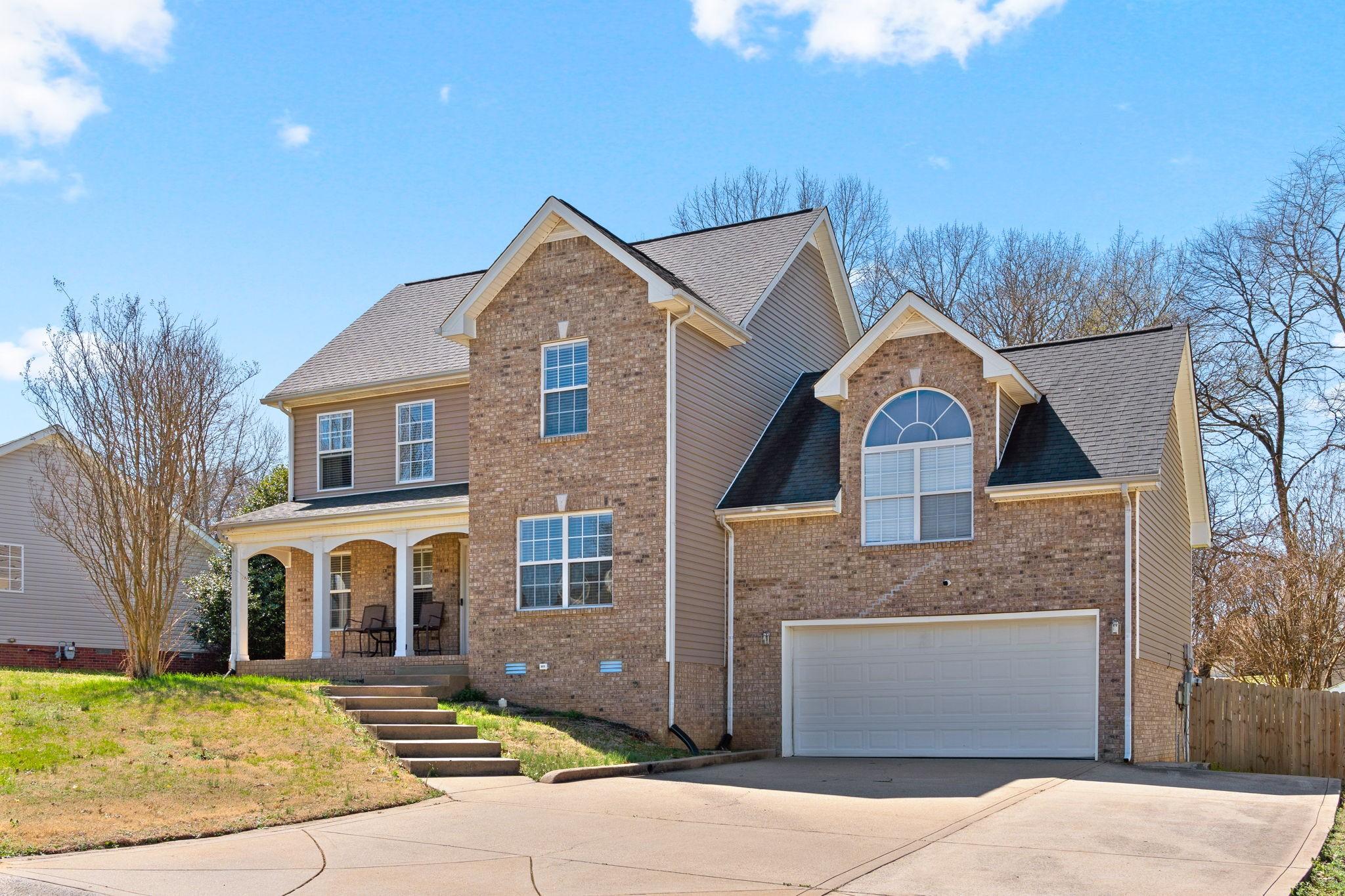 Ambleside Dr, Clarksville, TN 37040