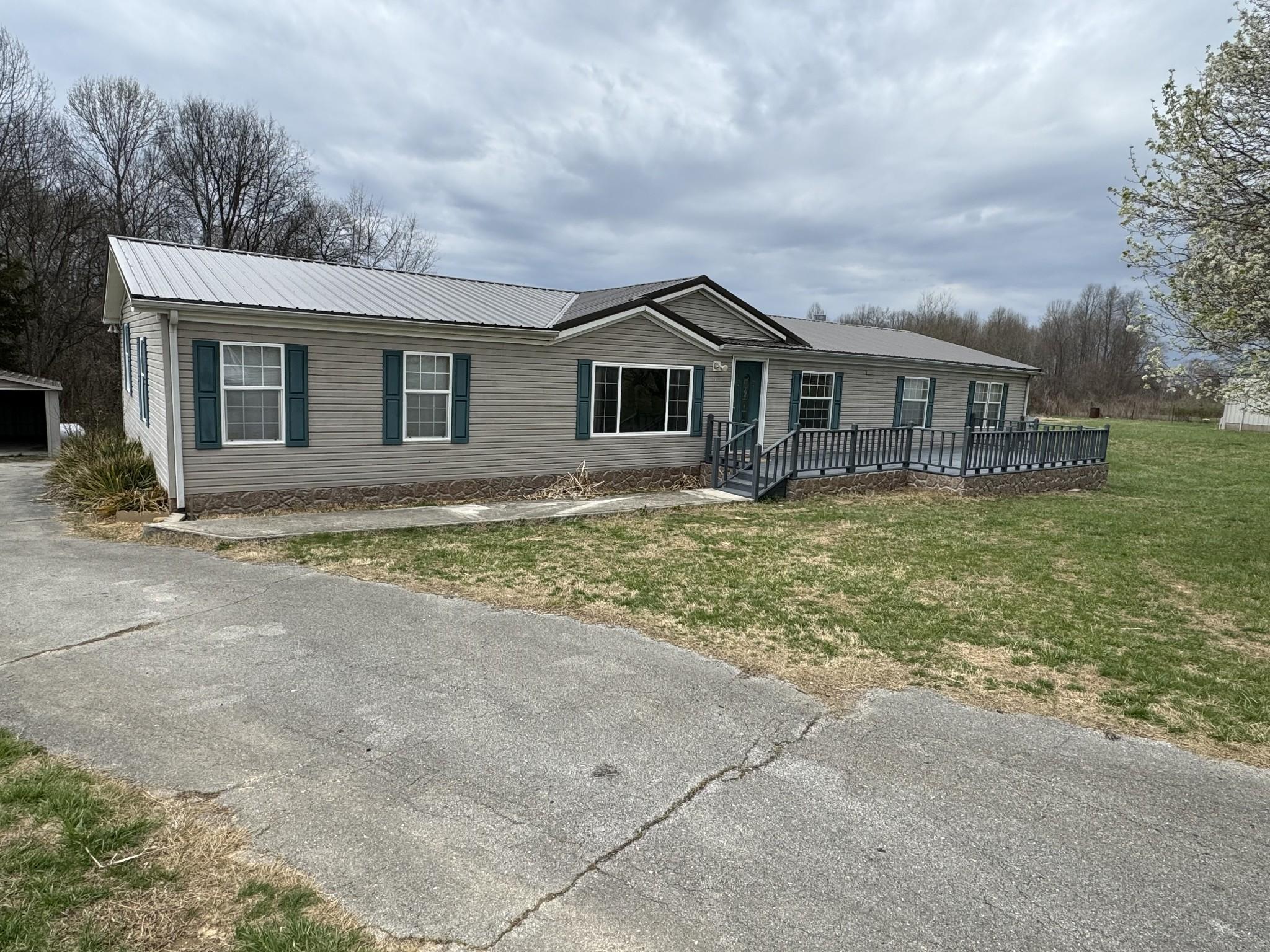 Carol Knight Rd, Red Boiling Springs, TN 37150