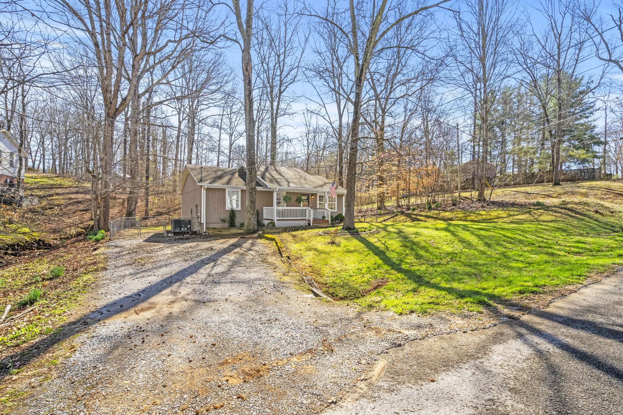Chapel Hill Cir, Joelton, TN 37080
