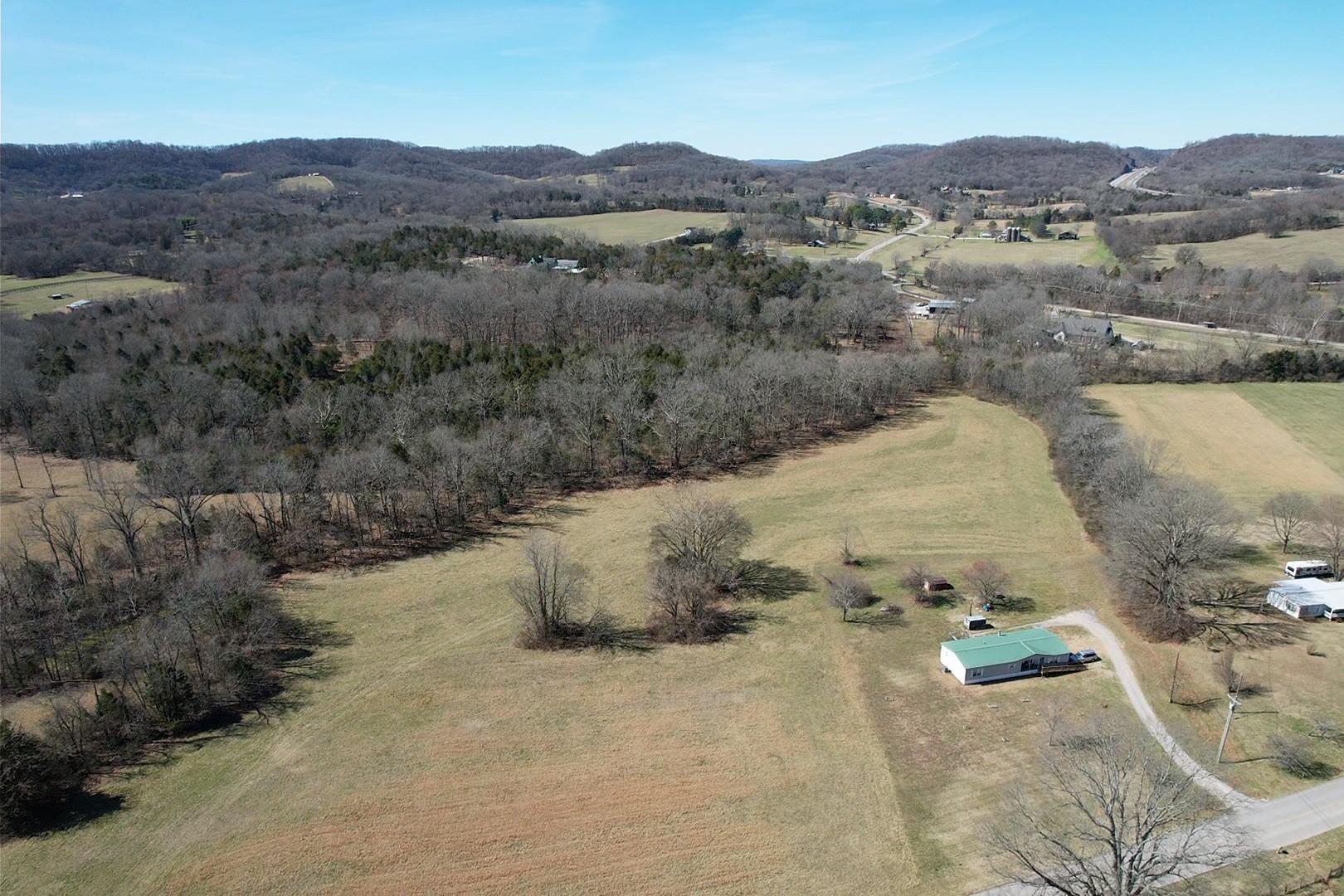 Cool Springs Rd, Thompsons Station, TN 37179