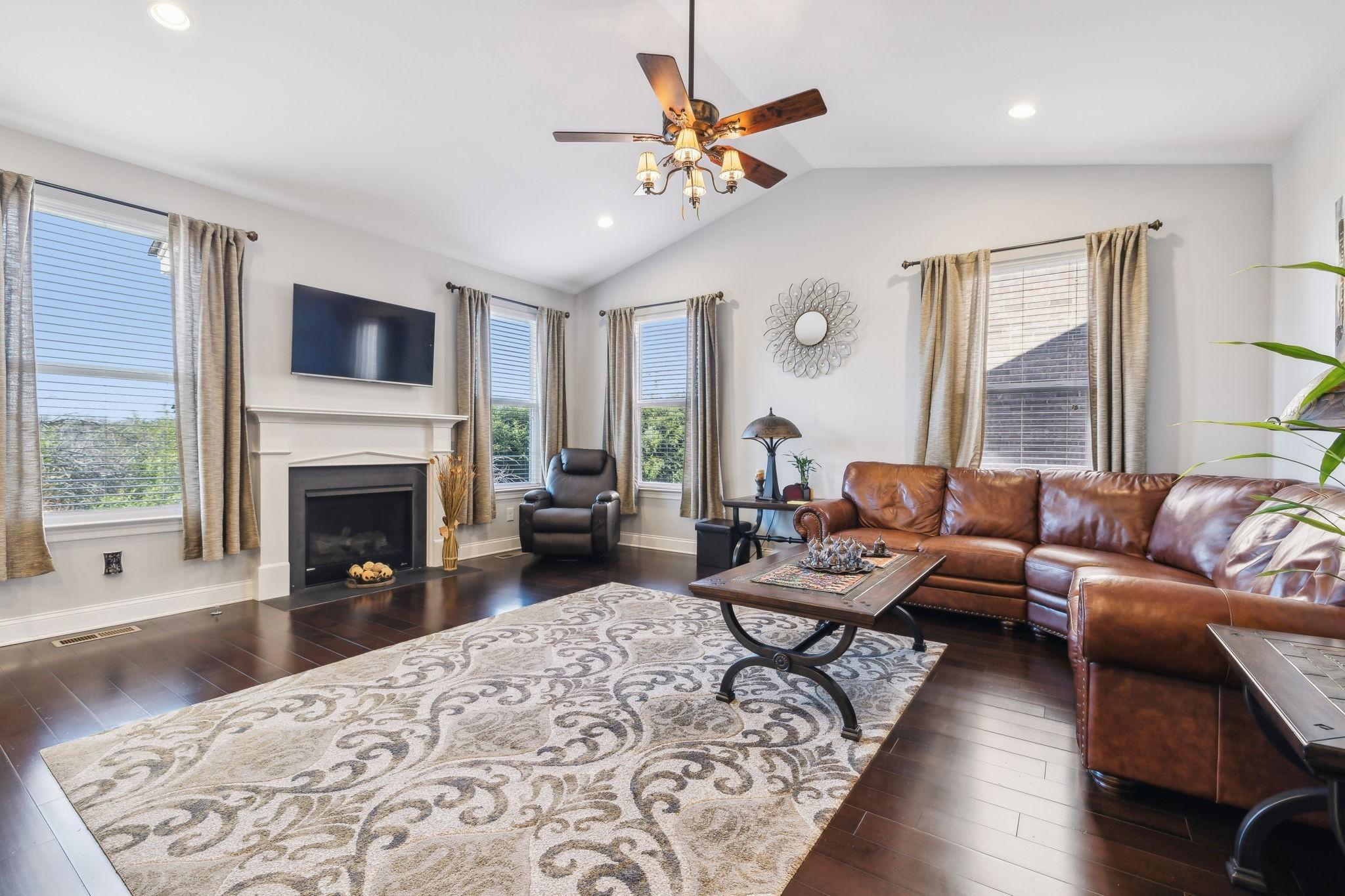 Winslow Dr, Mount Juliet, TN 37122