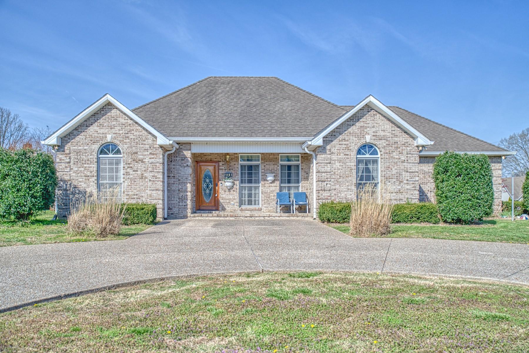 Windrowe Dr, Cookeville, TN 38506