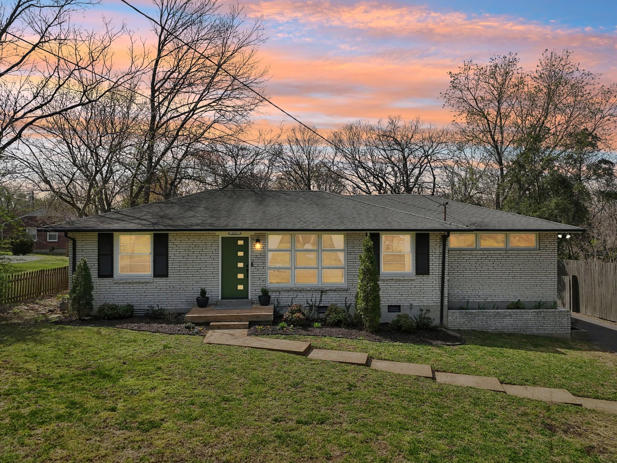 Whispering Hills Dr, Nashville, TN 37211