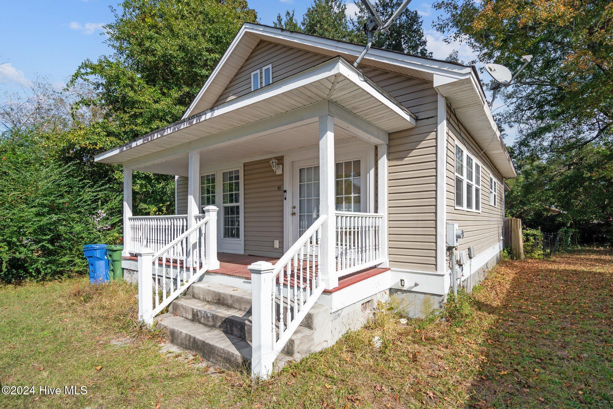 Manly Ave, Wilmington, NC 28405