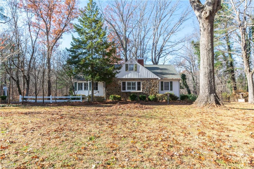 Crowder Rd, Madison, NC 27025
