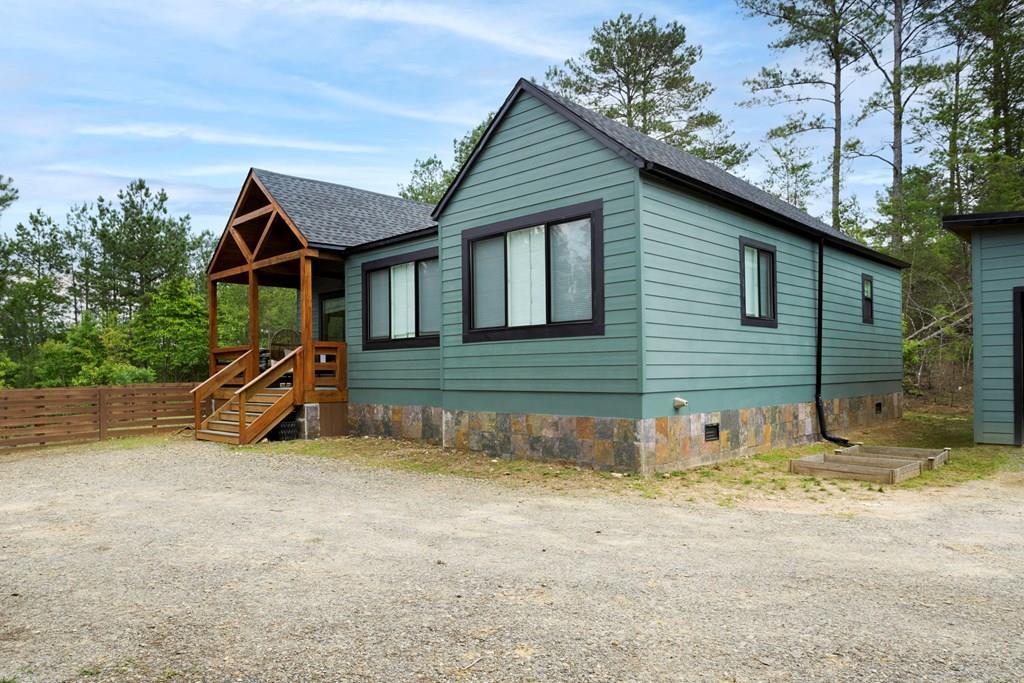 Hummingbird Way, Copperhill, TN 37317