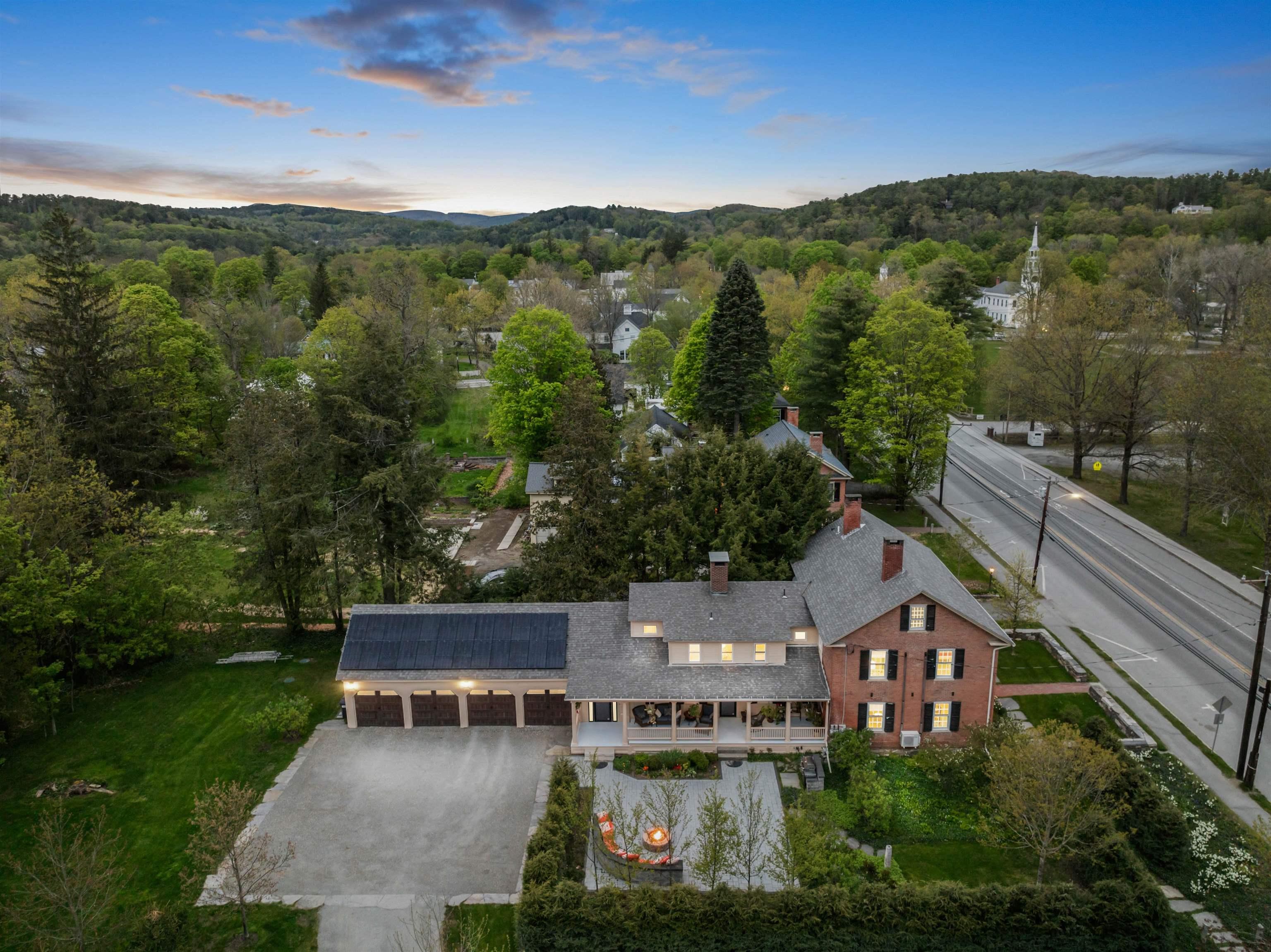 Main St, Norwich, VT 05055
