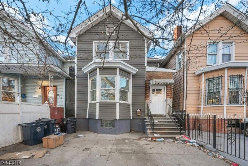 Summer Ave, Newark, NJ 07104