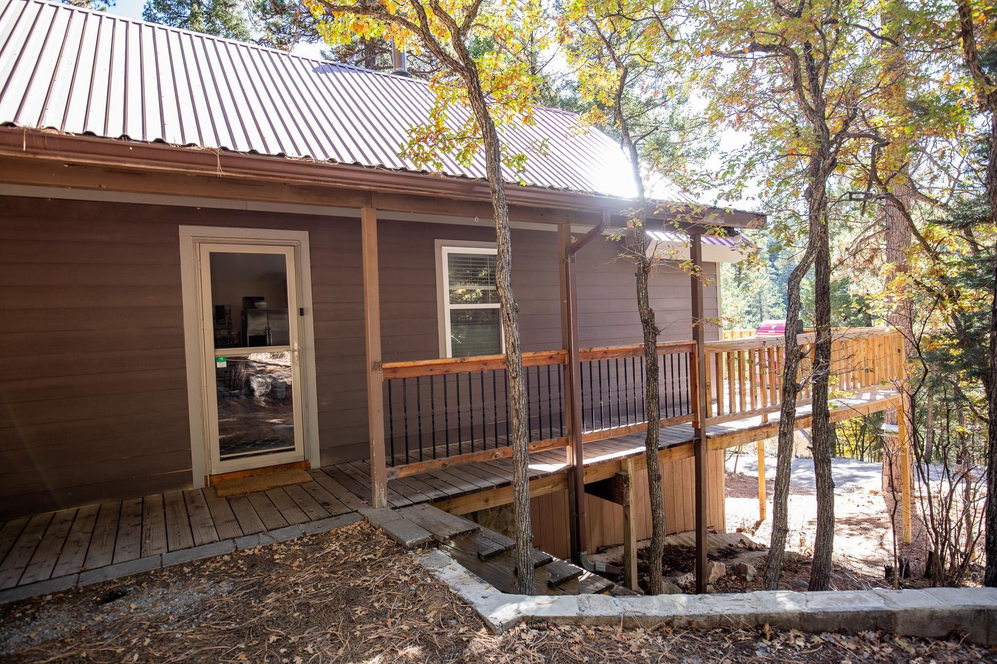 Fifth St, Cloudcroft, NM 88317