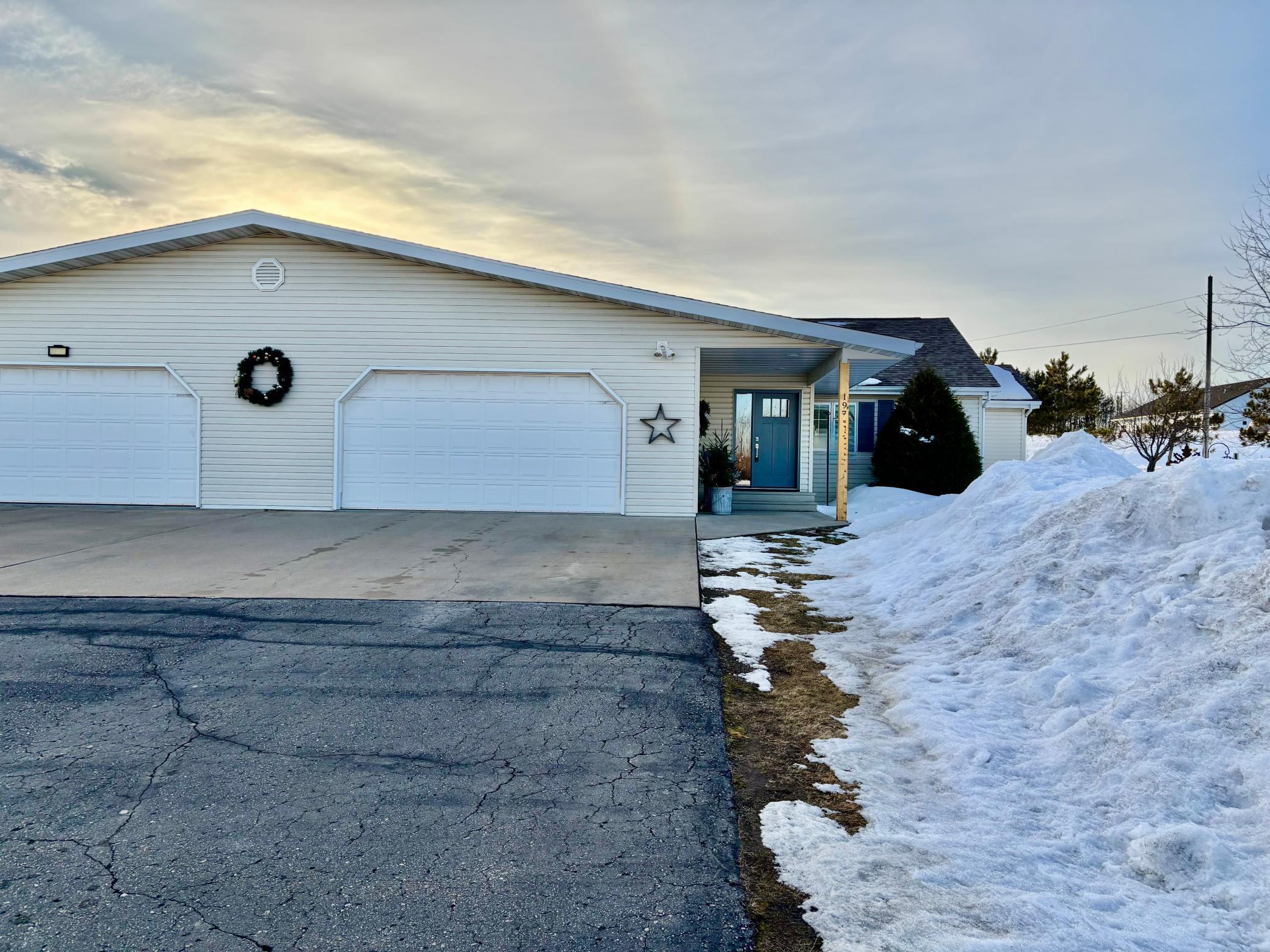 Jefferson St, Buhl, MN 55713