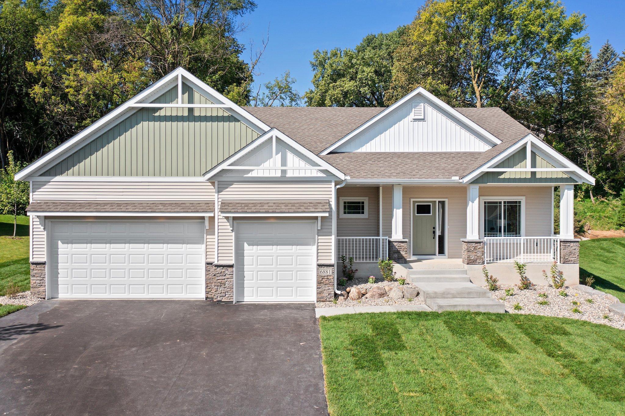 Bovey Trl, Inver Grove Heights, MN 55076