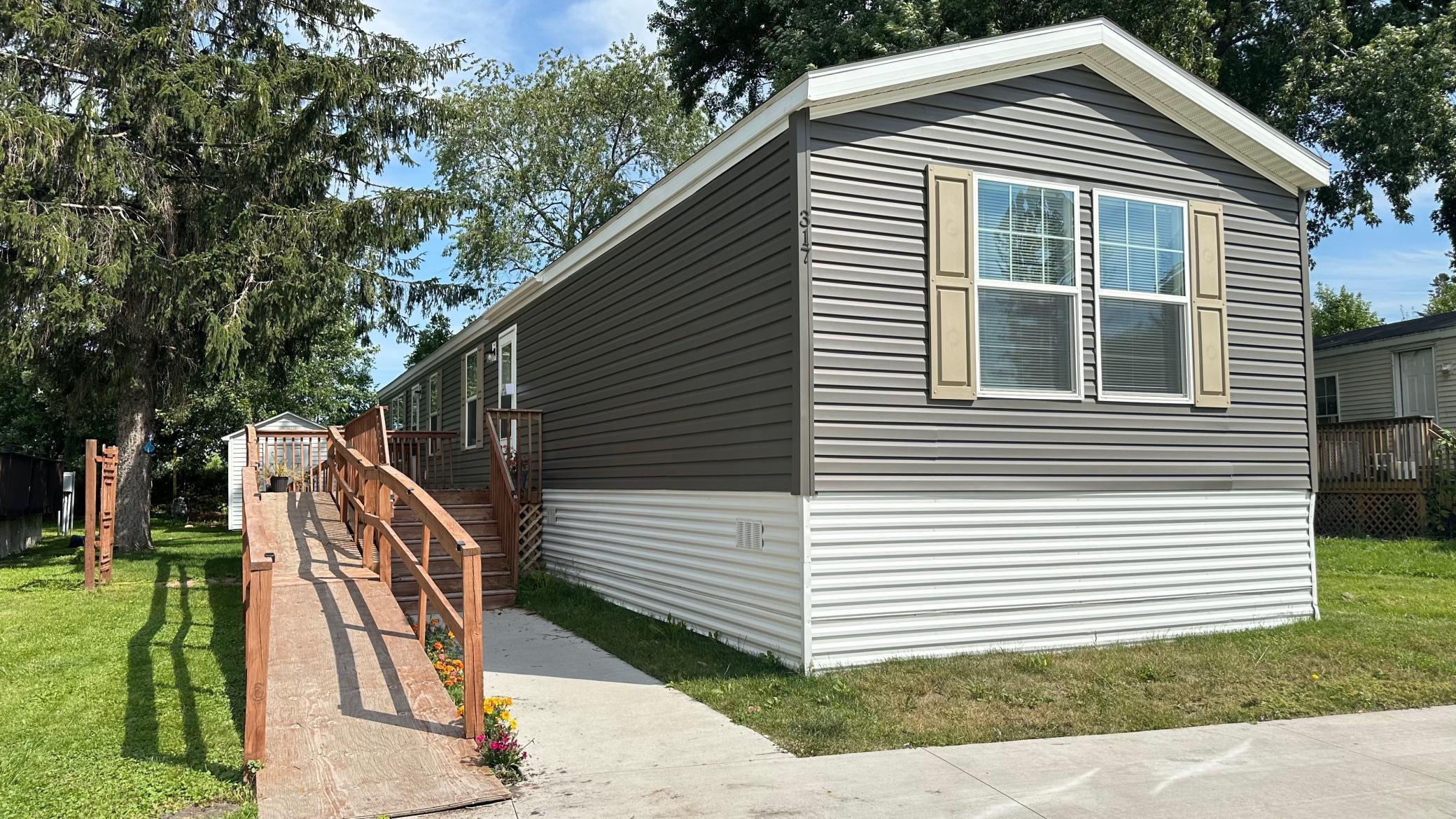 23rd St Nw, Stewartville, MN 55976