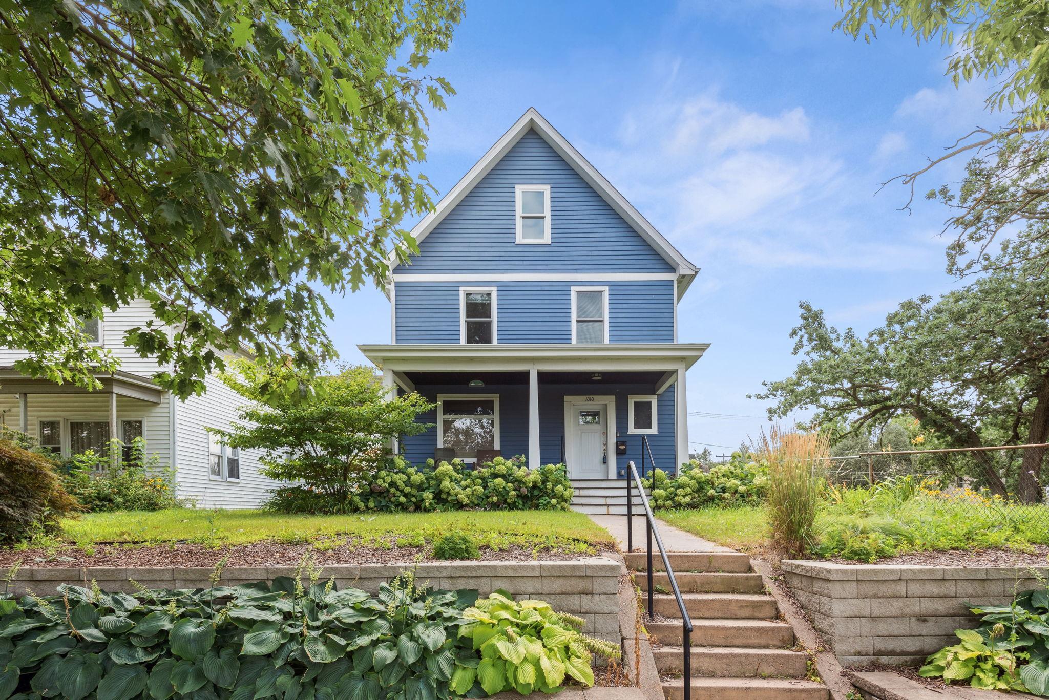 Bush Ave, Saint Paul, MN 55106