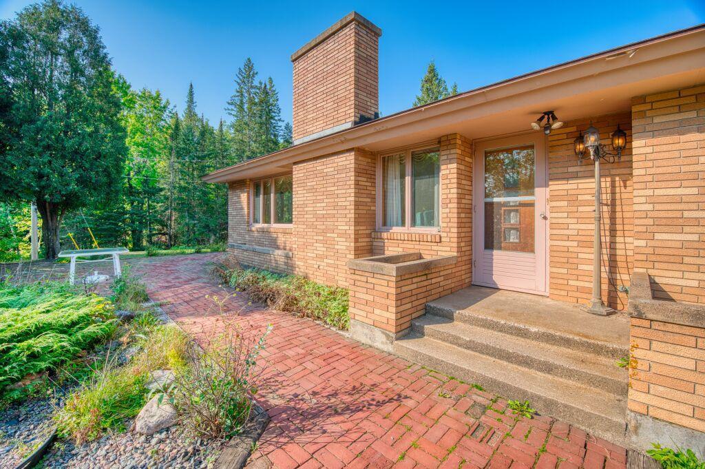 S Salmi Rd, Hibbing, MN 55746