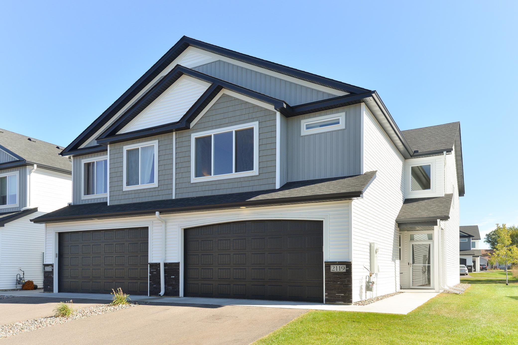 Cleveland Ln S, Cambridge, MN 55008