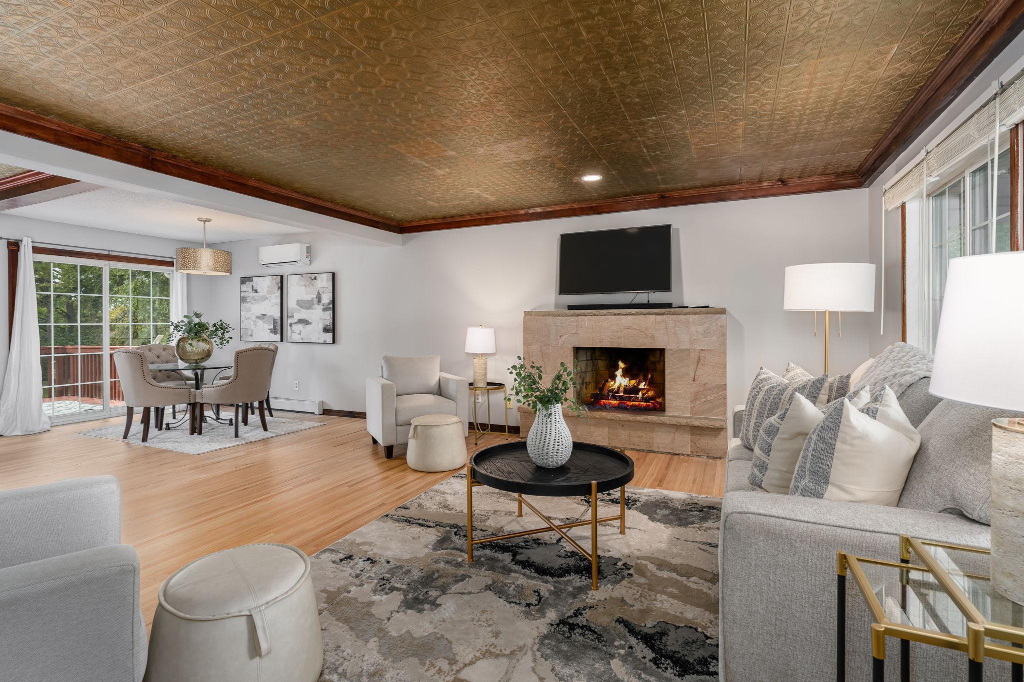 Oakview Ln N, Minneapolis, MN 55441