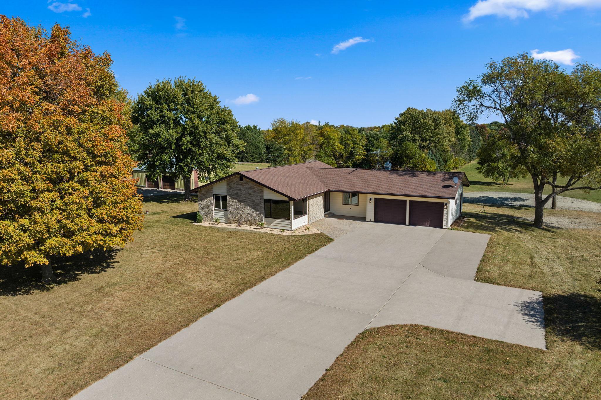 Highland Dr, Waseca, MN 56093