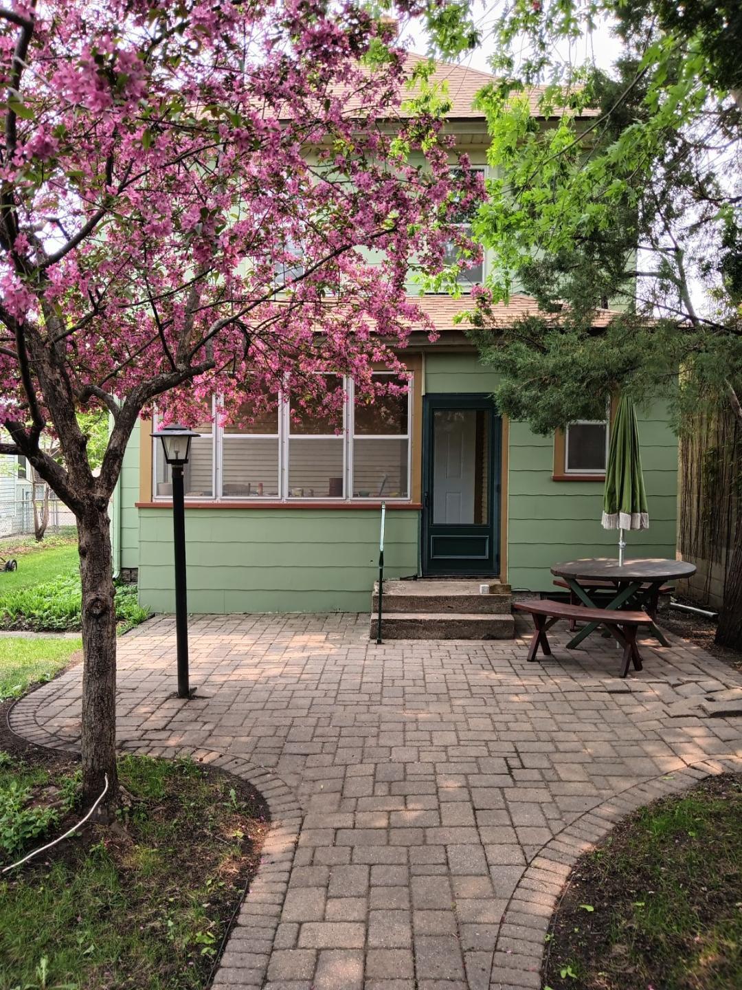 7th St W, Saint Paul, MN 55102