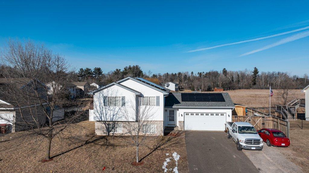 Horseshoe Ln, Braham, MN 55006