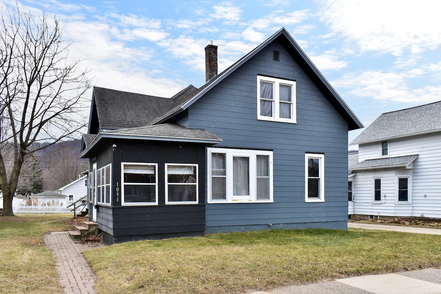 W King St, Winona, MN 55987