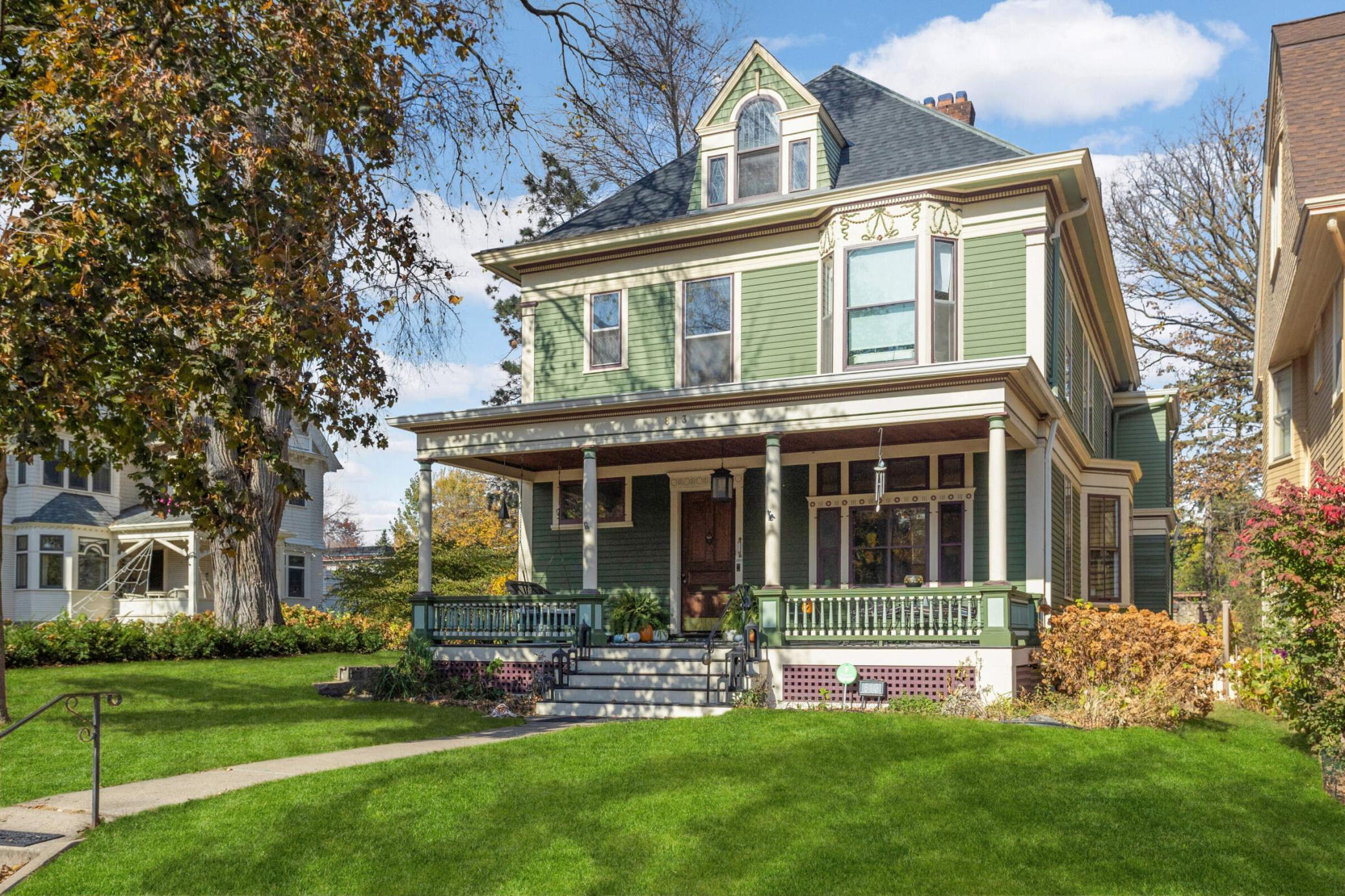 Goodrich Ave, Saint Paul, MN 55105