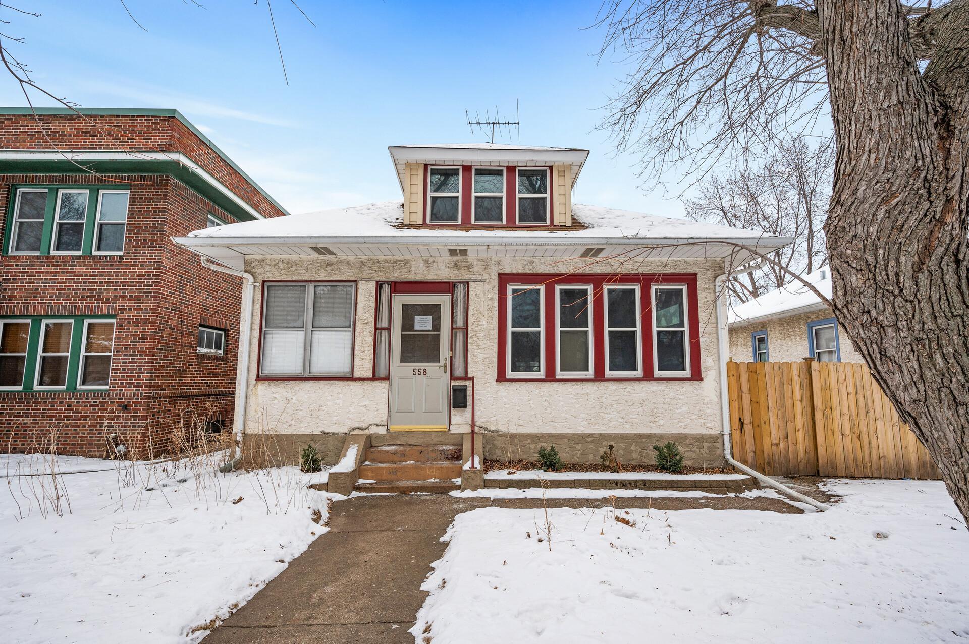 Lexington Pkwy N, Saint Paul, MN 55104