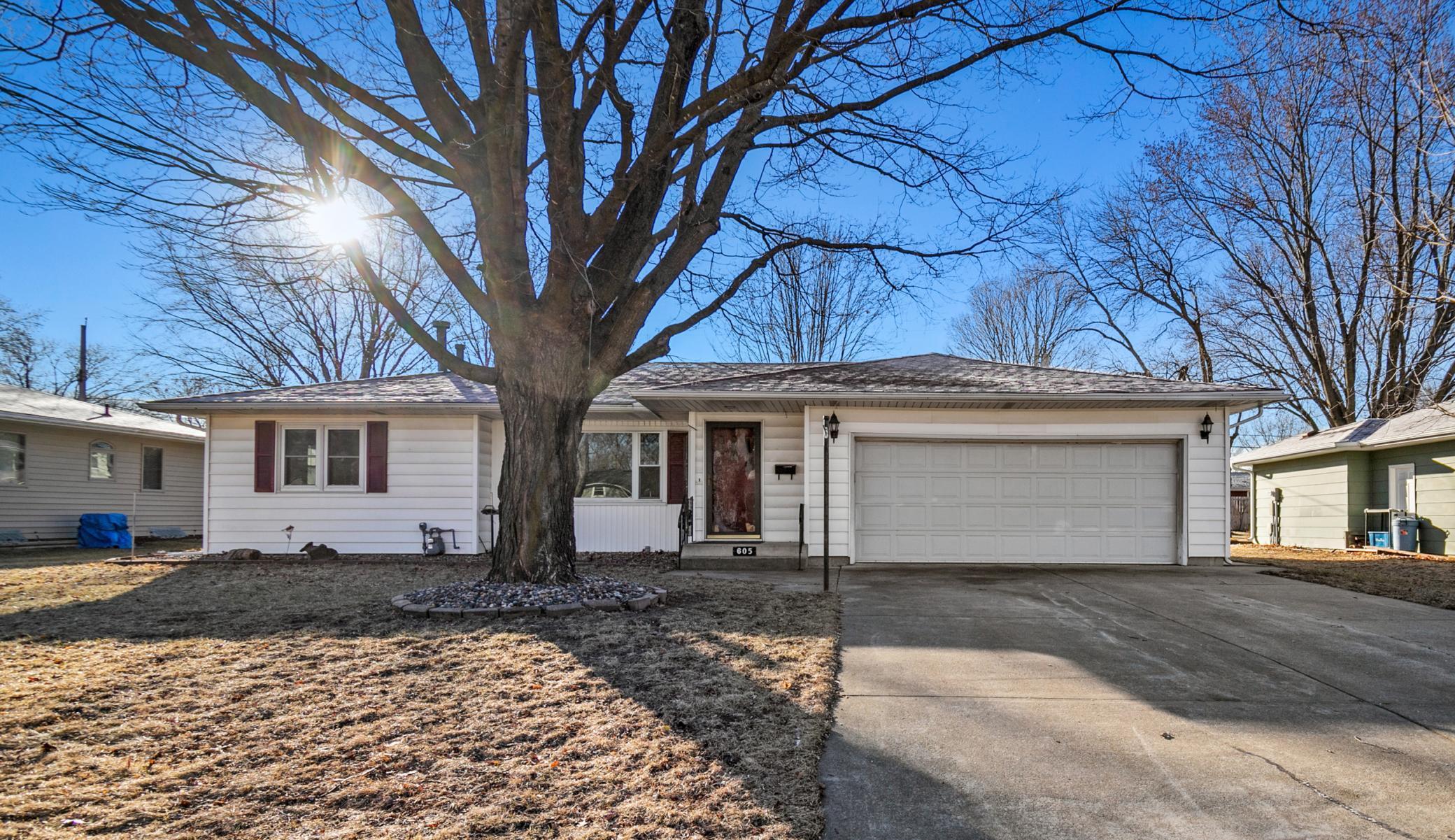 14th St Ne, Owatonna, MN 55060