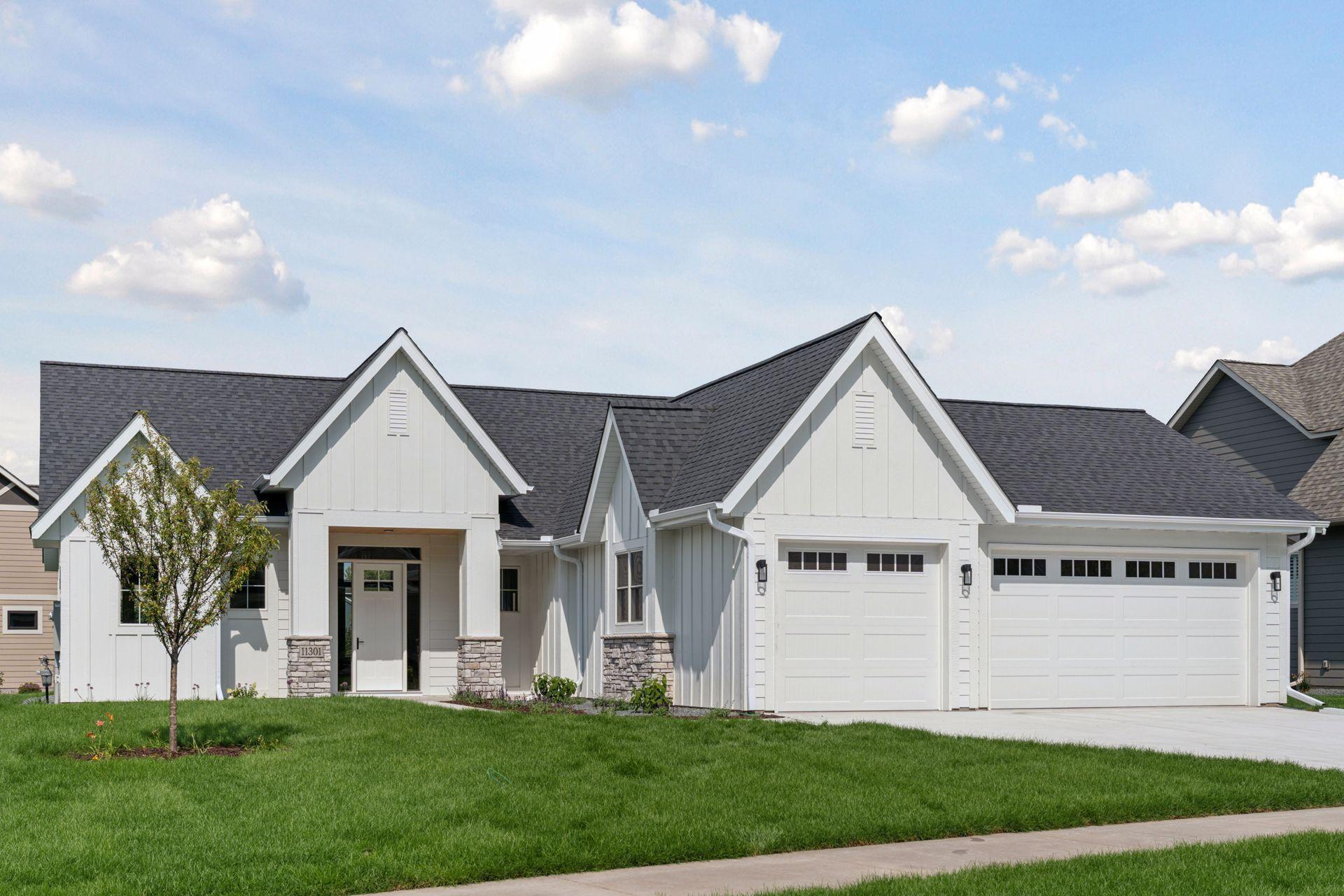 Latrobe Ln N, Lake Elmo, MN 55042