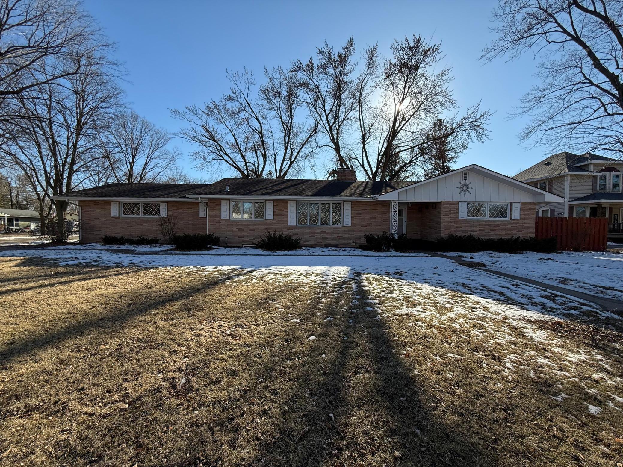 E 5th St, Litchfield, MN 55355
