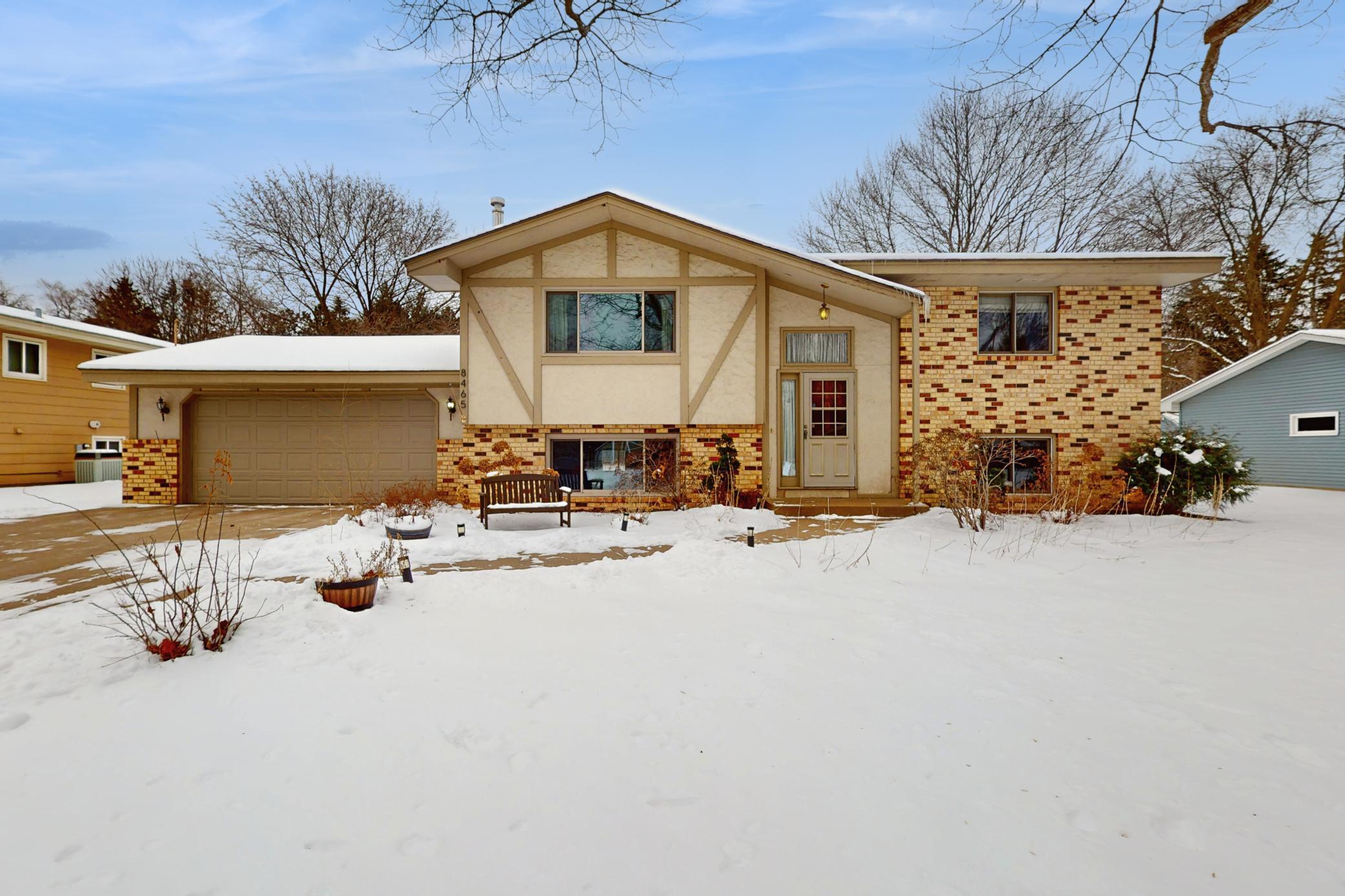 Sunnyside Rd, Saint Paul, MN 55112
