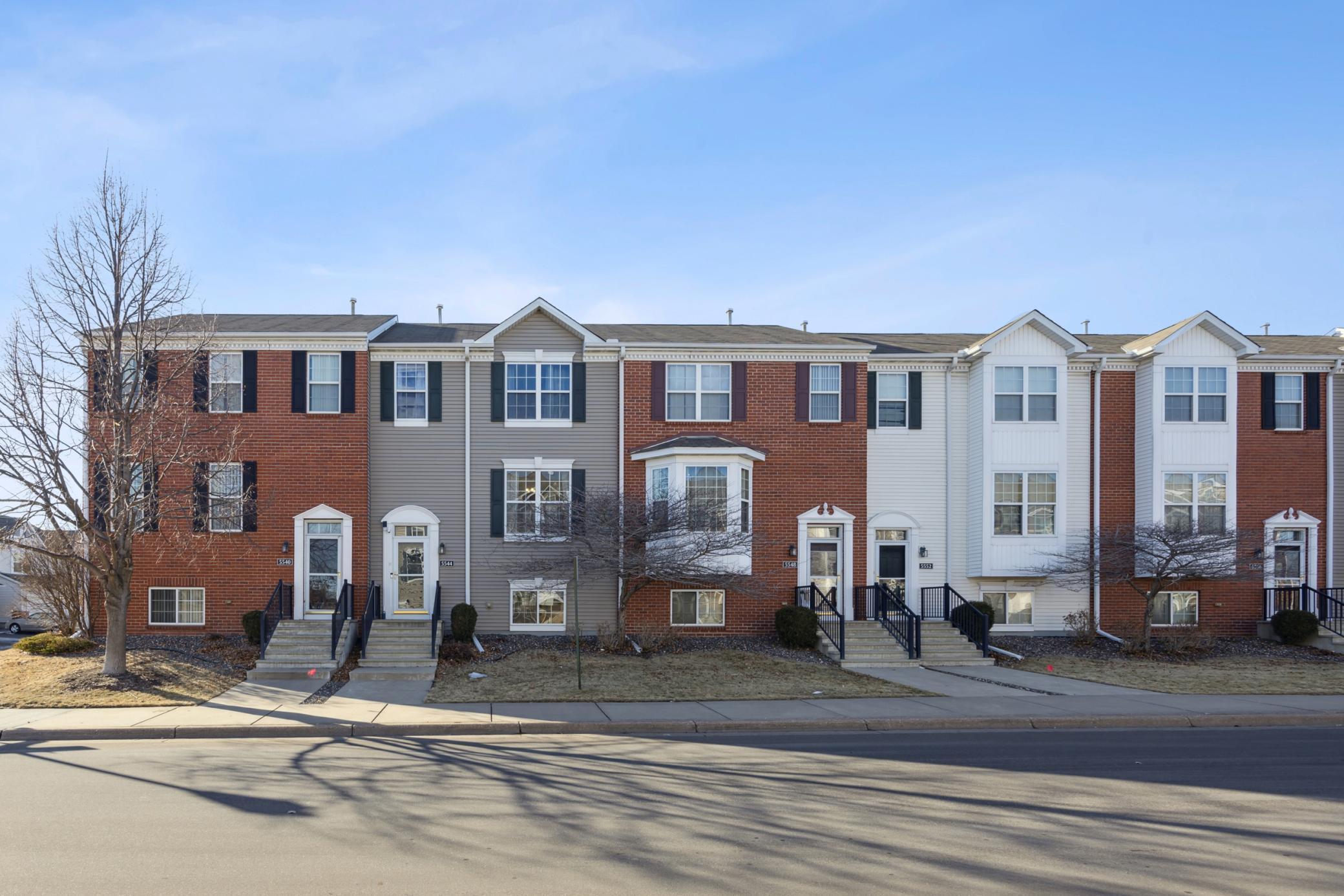 Elm Grove Ct, Minneapolis, MN 55428