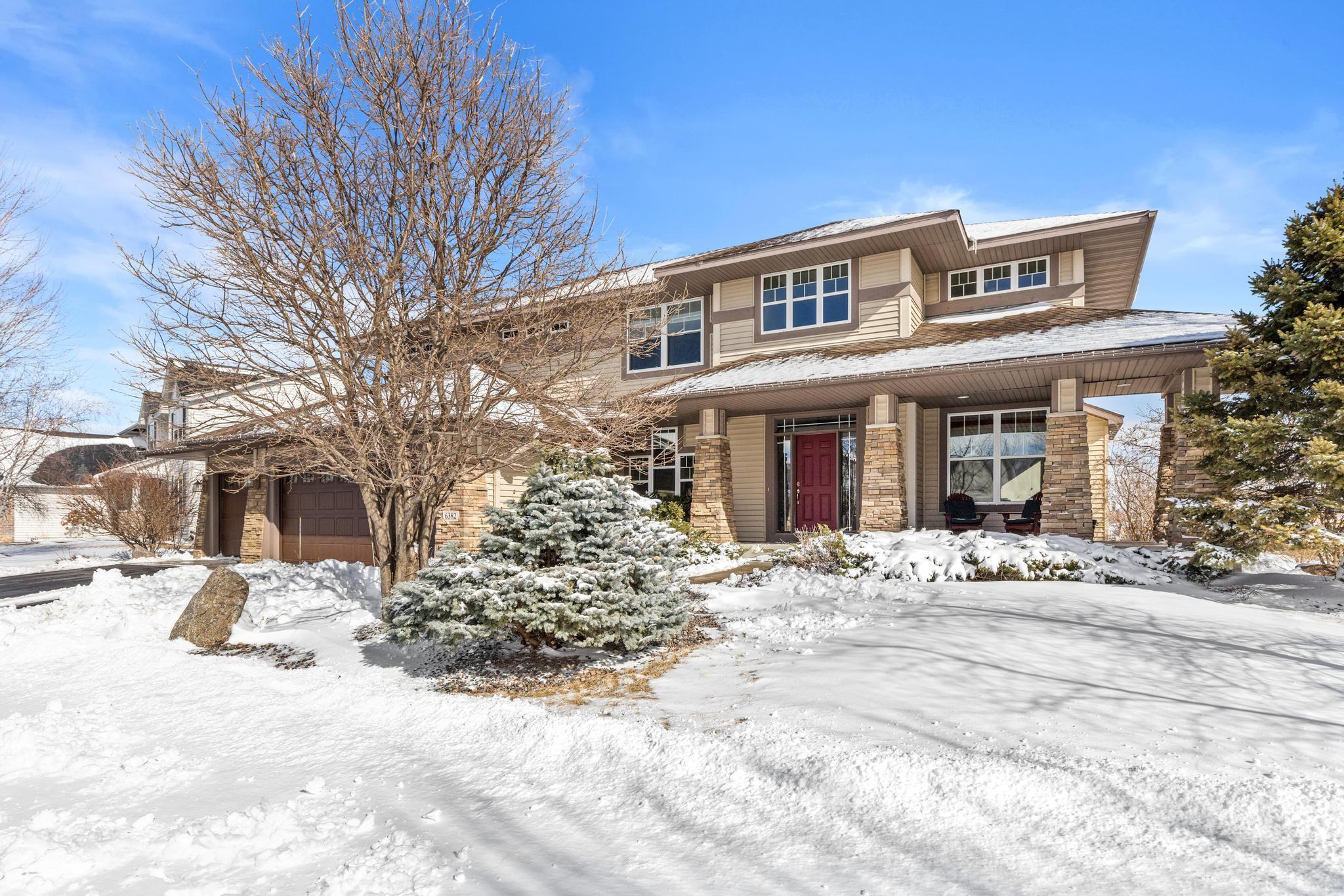 Vagabond Ln N, Maple Grove, MN 55311