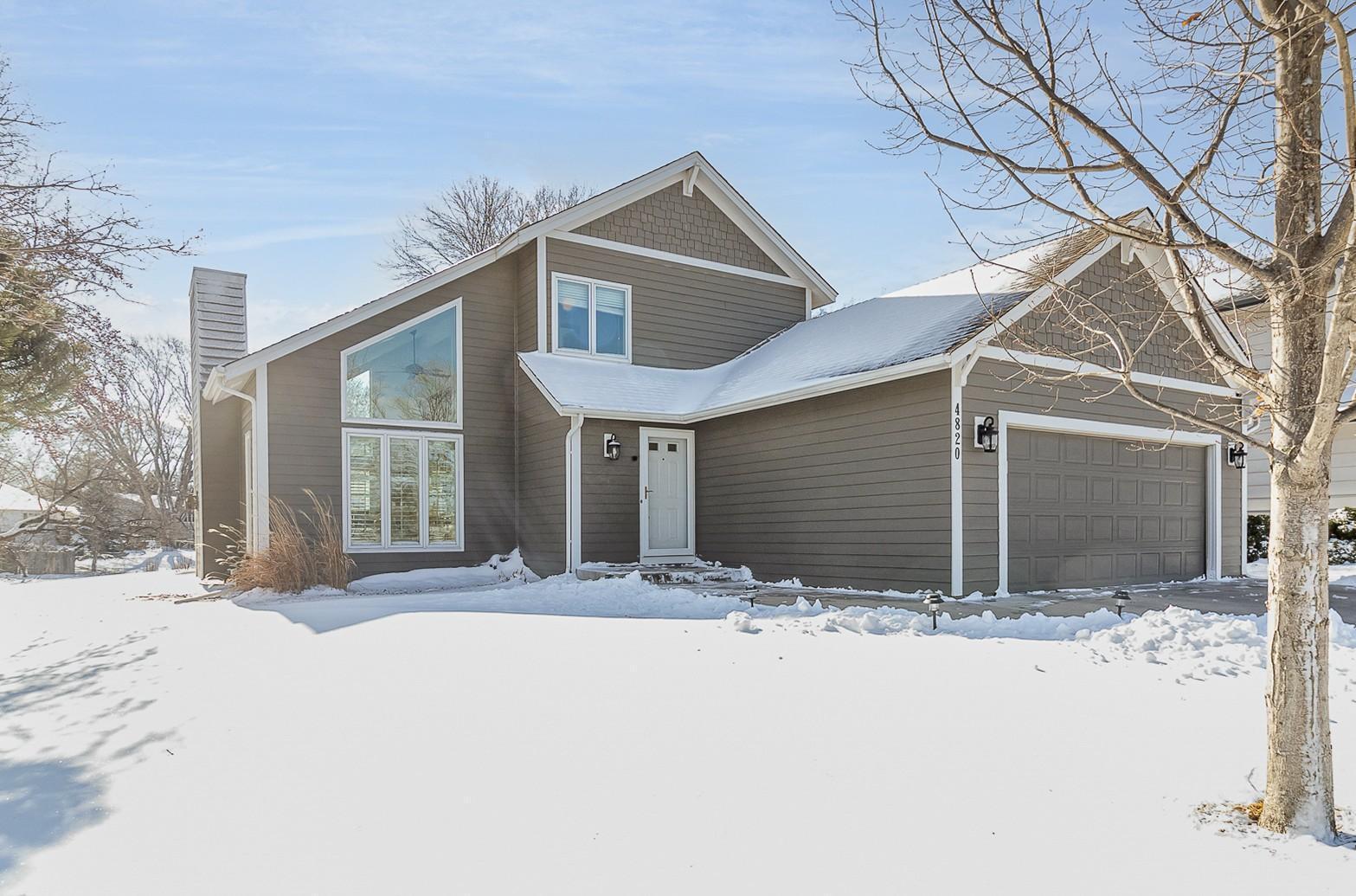 Erickson Dr, Minneapolis, MN 55428