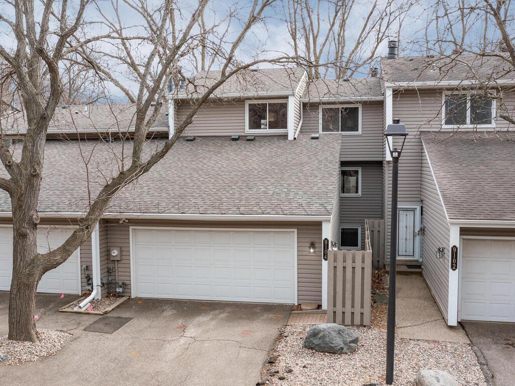 Neill Lake Rd, Eden Prairie, MN 55347