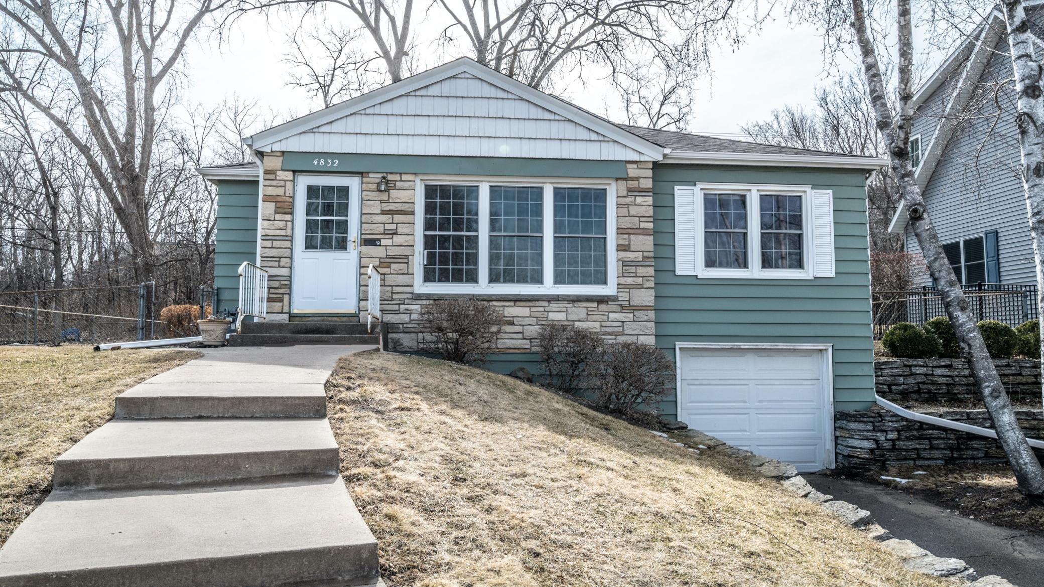 Rutledge Ave, Minneapolis, MN 55436