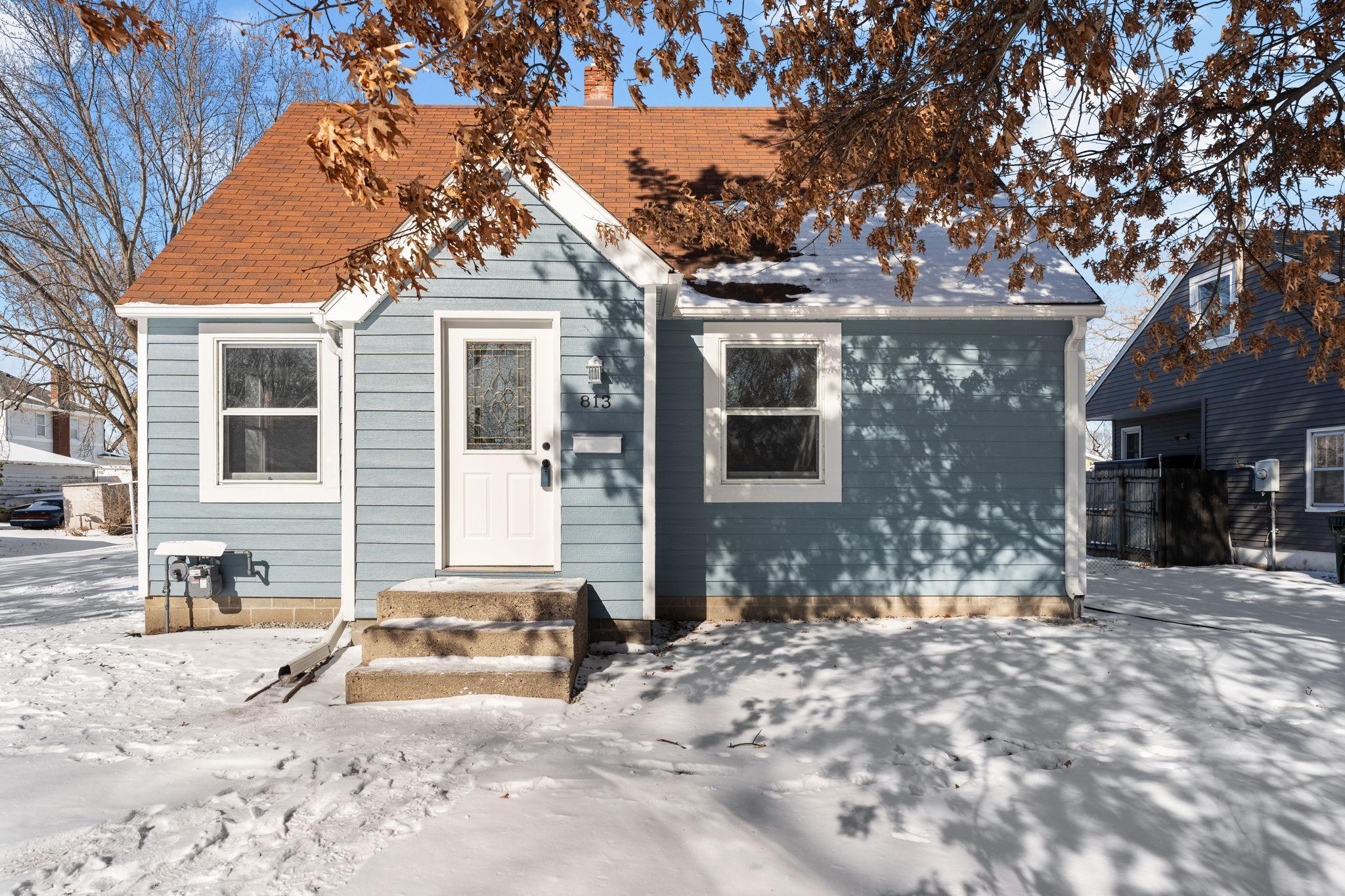 9th Ave Ne, Waseca, MN 56093
