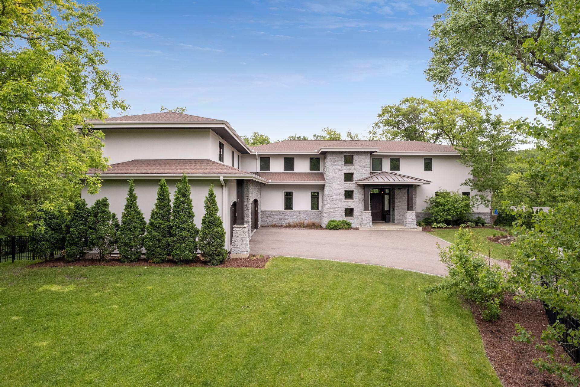 Cheyenne Cir, Minneapolis, MN 55439