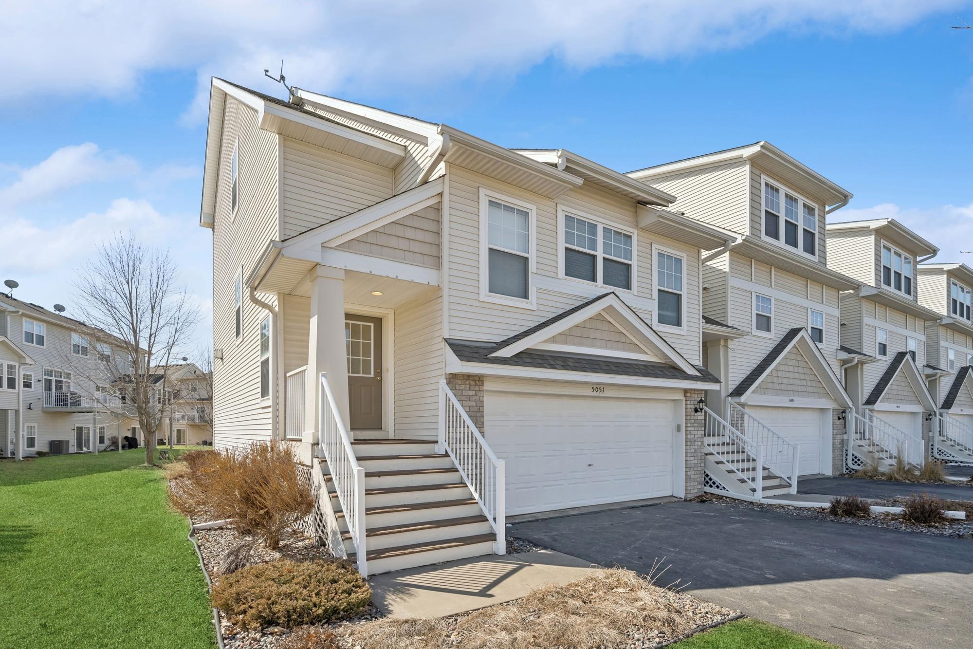 Fountain Ln N, Minneapolis, MN 55446