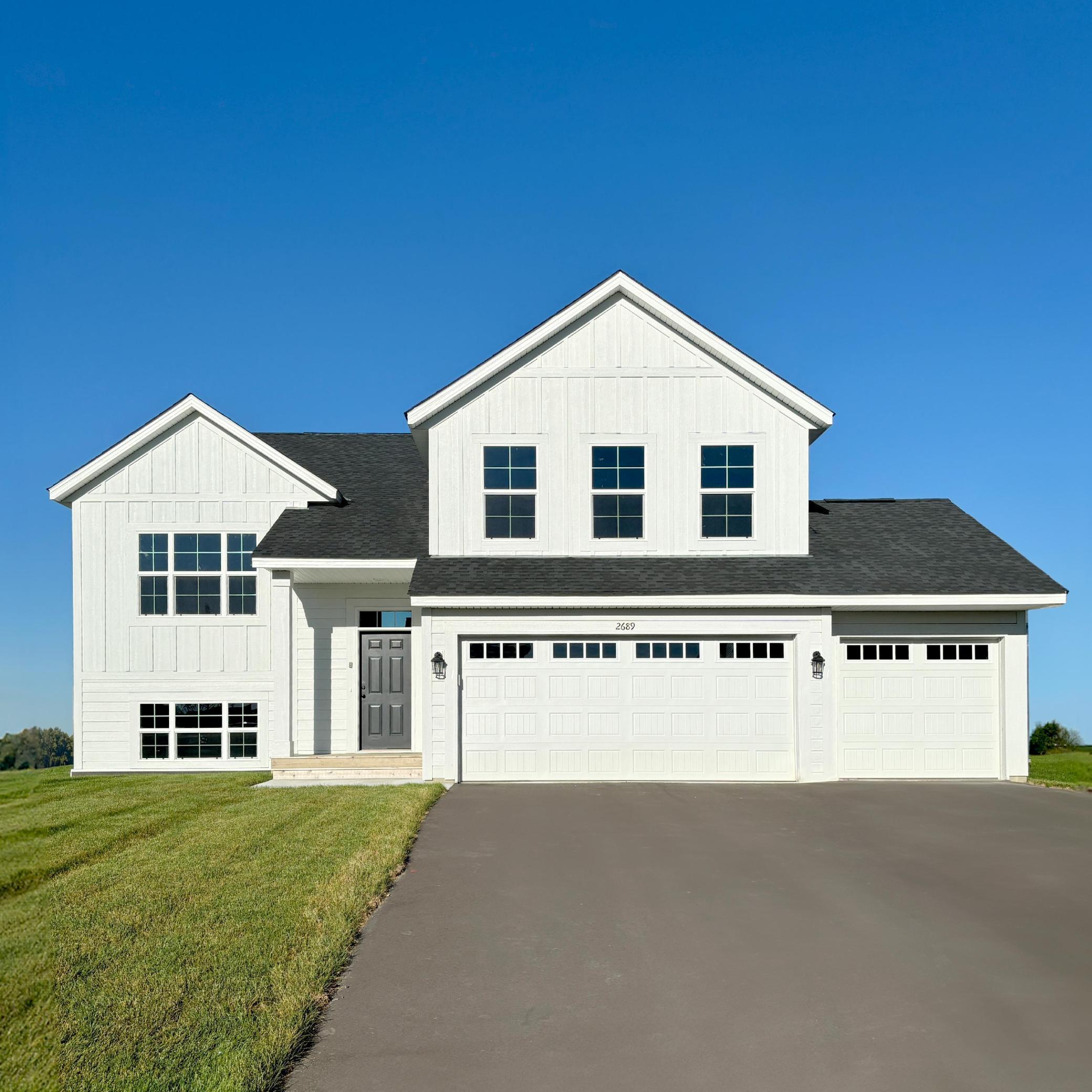 162nd Cir N, Hugo, MN 55038