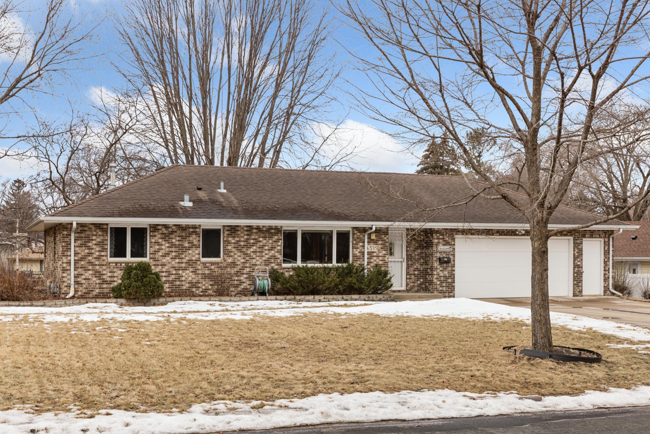 Hampshire Pl N, Minneapolis, MN 55427