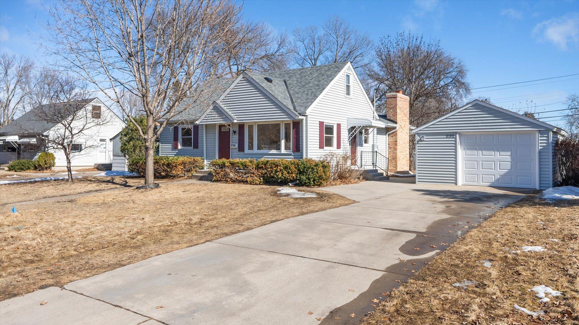 France Ave N, Minneapolis, MN 55429
