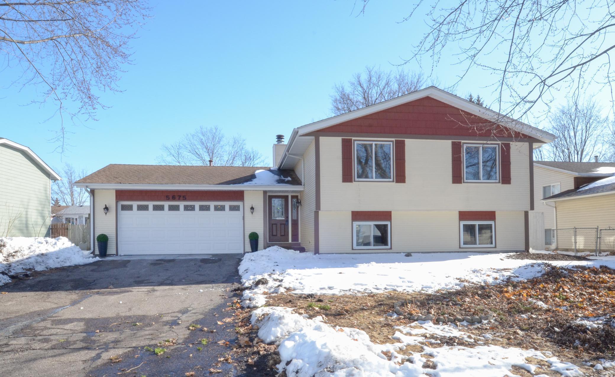 W 137th St, Savage, MN 55378