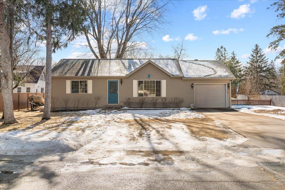 N 2nd St, New Richmond, WI 54017