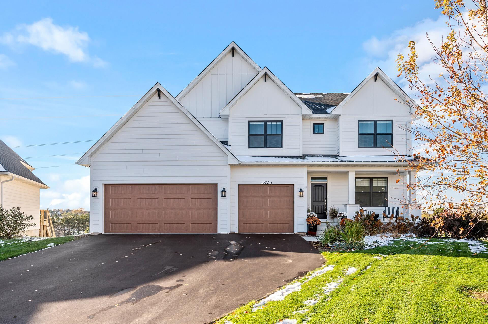 Sonoma Ct, Saint Paul, MN 55129